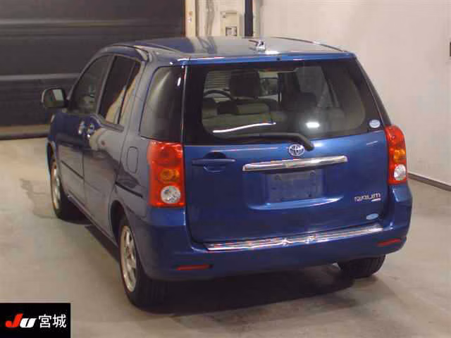 TOYOTA RAUM