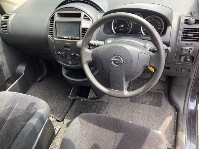NISSAN LAFESTA