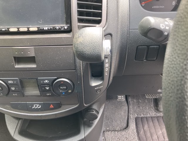 NISSAN LAFESTA