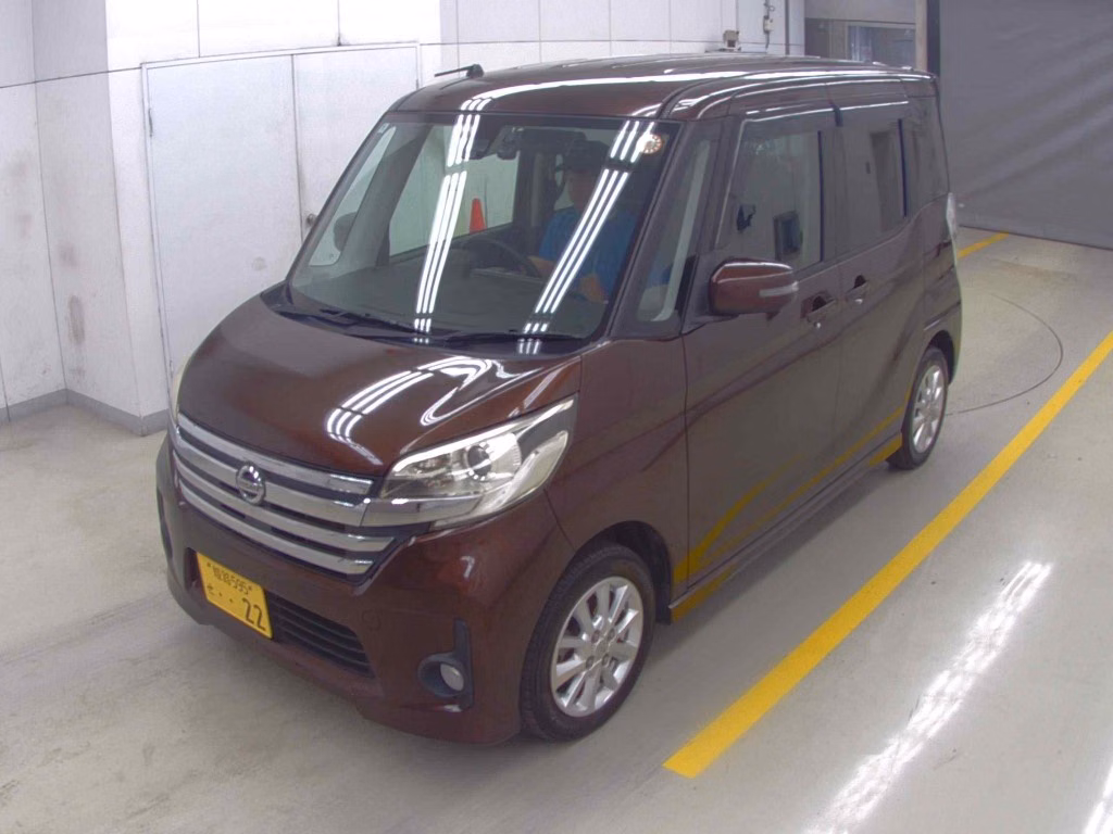NISSAN DAYZ ROOX