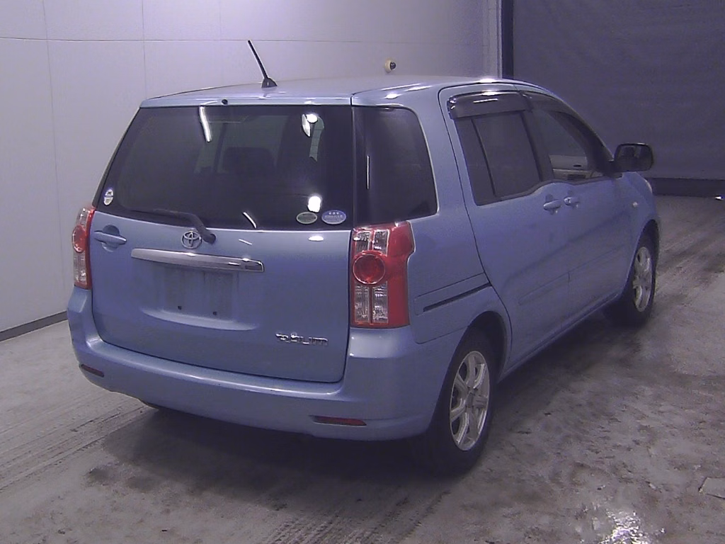 TOYOTA RAUM