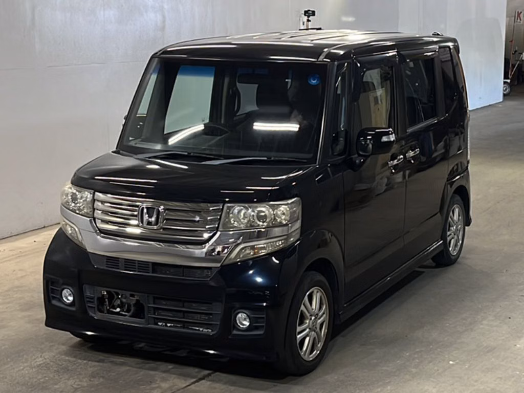 HONDA N-BOX