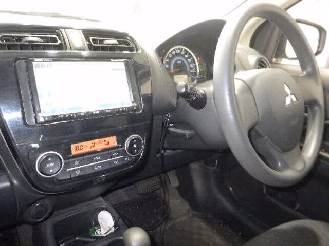 MITSUBISHI MIRAGE
