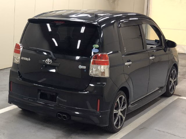 TOYOTA SPADE