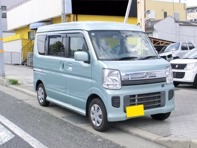 NISSAN NV100 CLIPPER