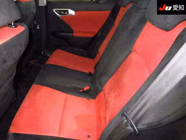 LEXUS CT200H