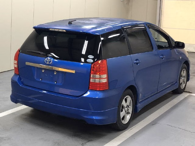 TOYOTA WISH
