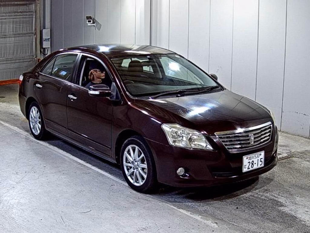 TOYOTA PREMIO
