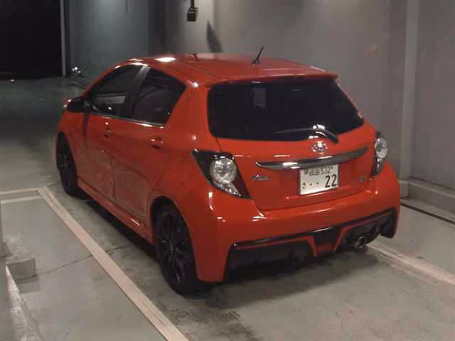 TOYOTA VITZ
