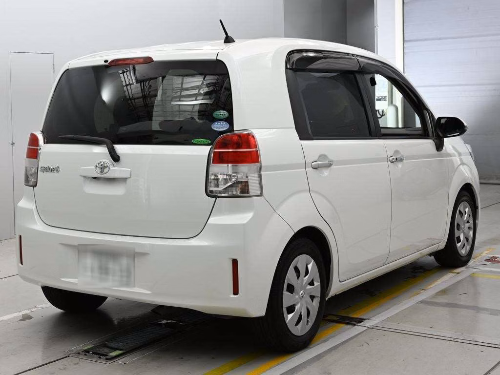 TOYOTA SPADE