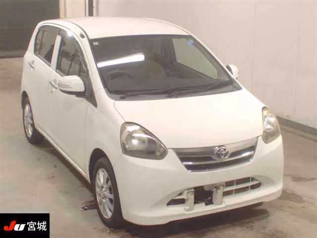 TOYOTA PIXIS EPOCH