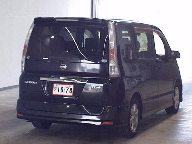 NISSAN SERENA