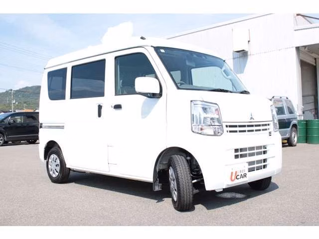 MITSUBISHI MINICAB