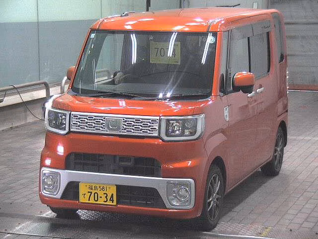 DAIHATSU WAKE