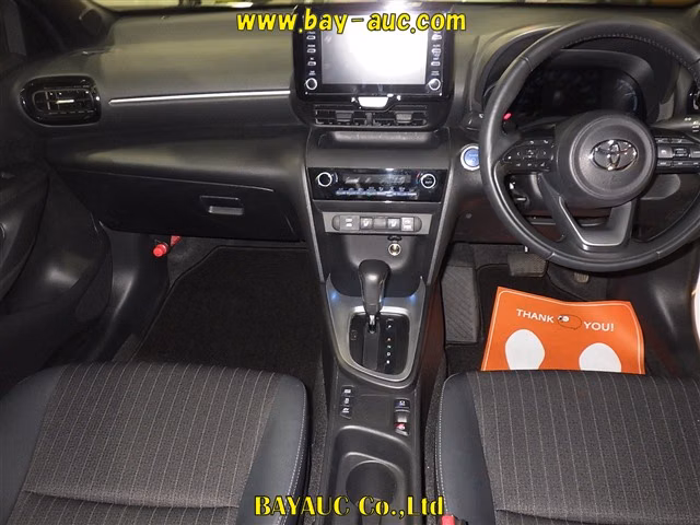 TOYOTA YARIS CROSS