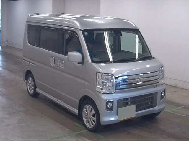 MITSUBISHI TOWN BOX