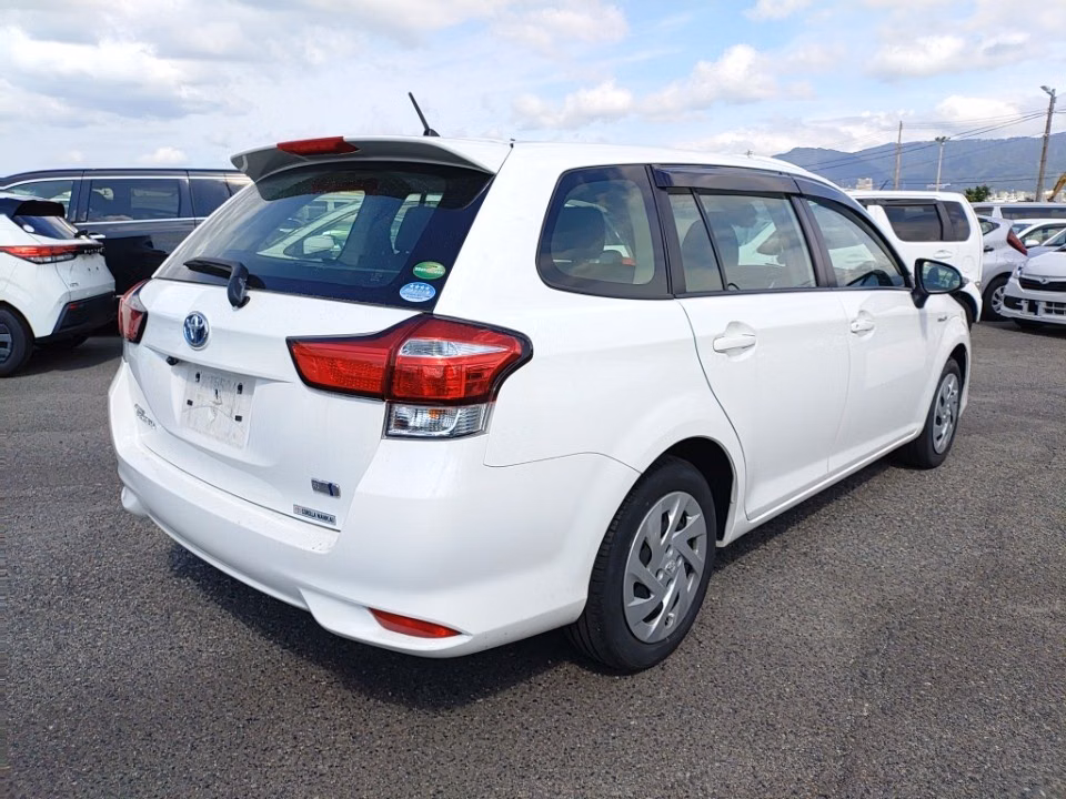 TOYOTA COROLLA FIELDER