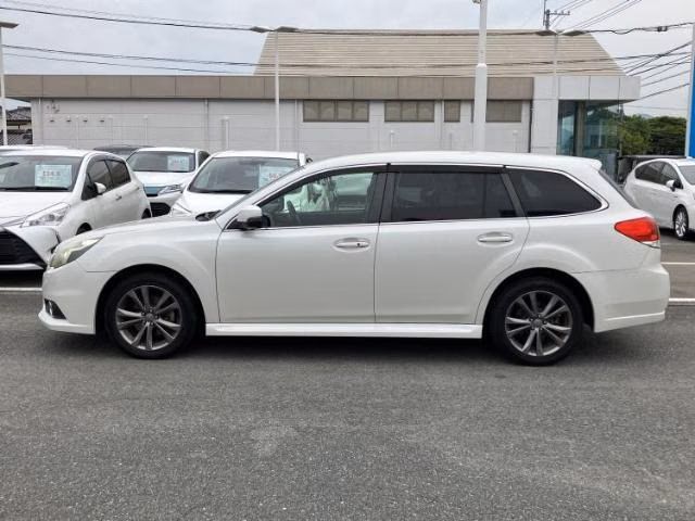 SUBARU LEGACY