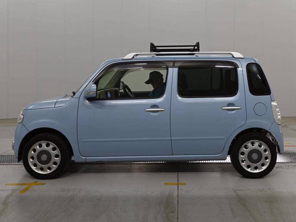 DAIHATSU MIRA COCOA