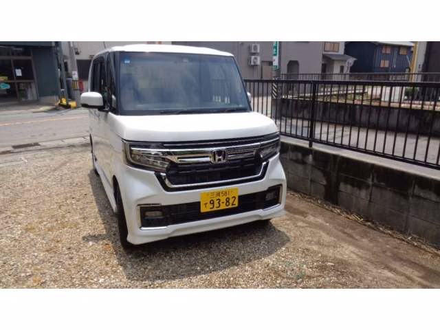 HONDA N-BOX