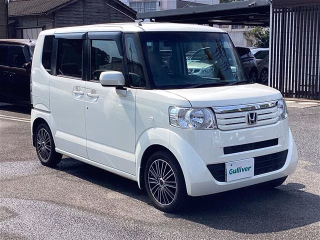 HONDA N-BOX