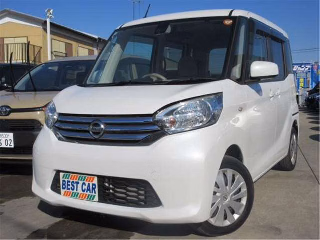 NISSAN DAYZ ROOX