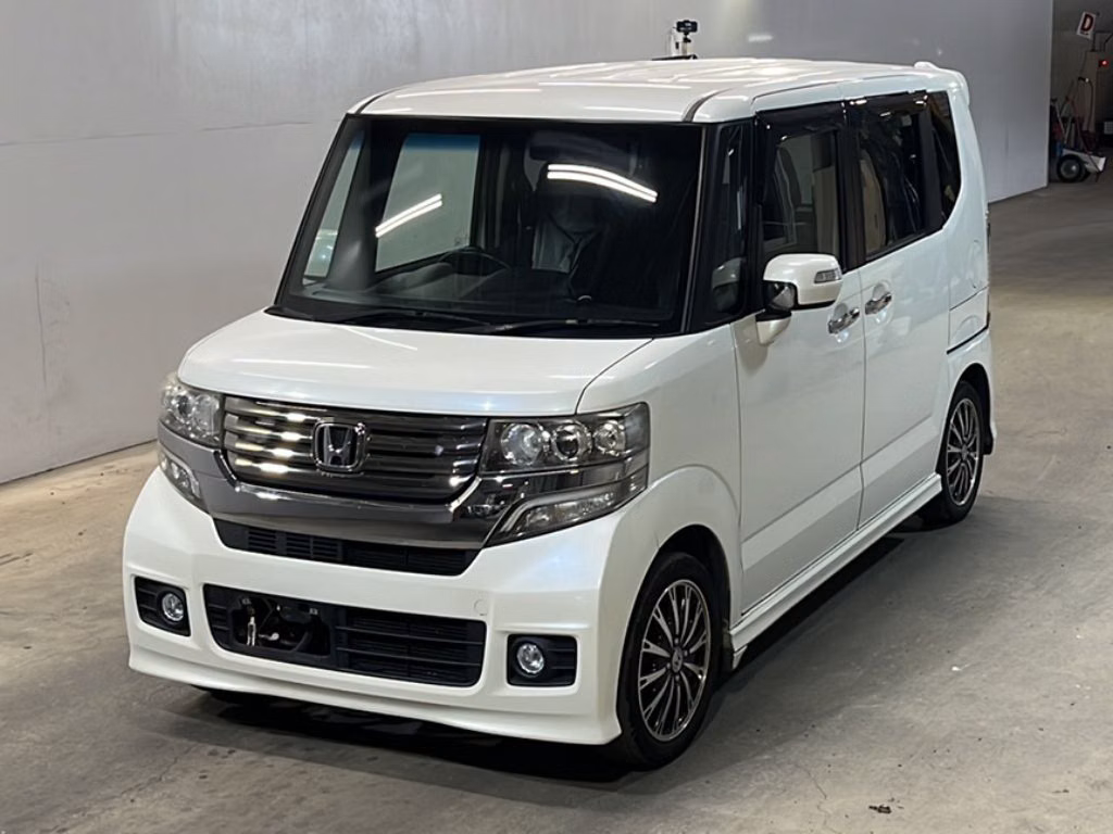 HONDA N-BOX