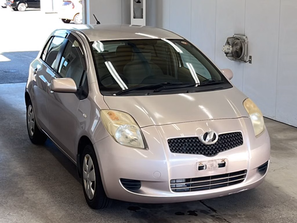 TOYOTA VITZ