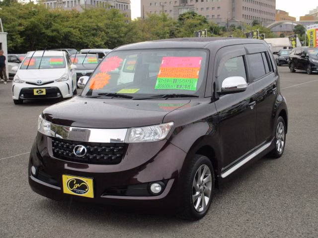 TOYOTA BB