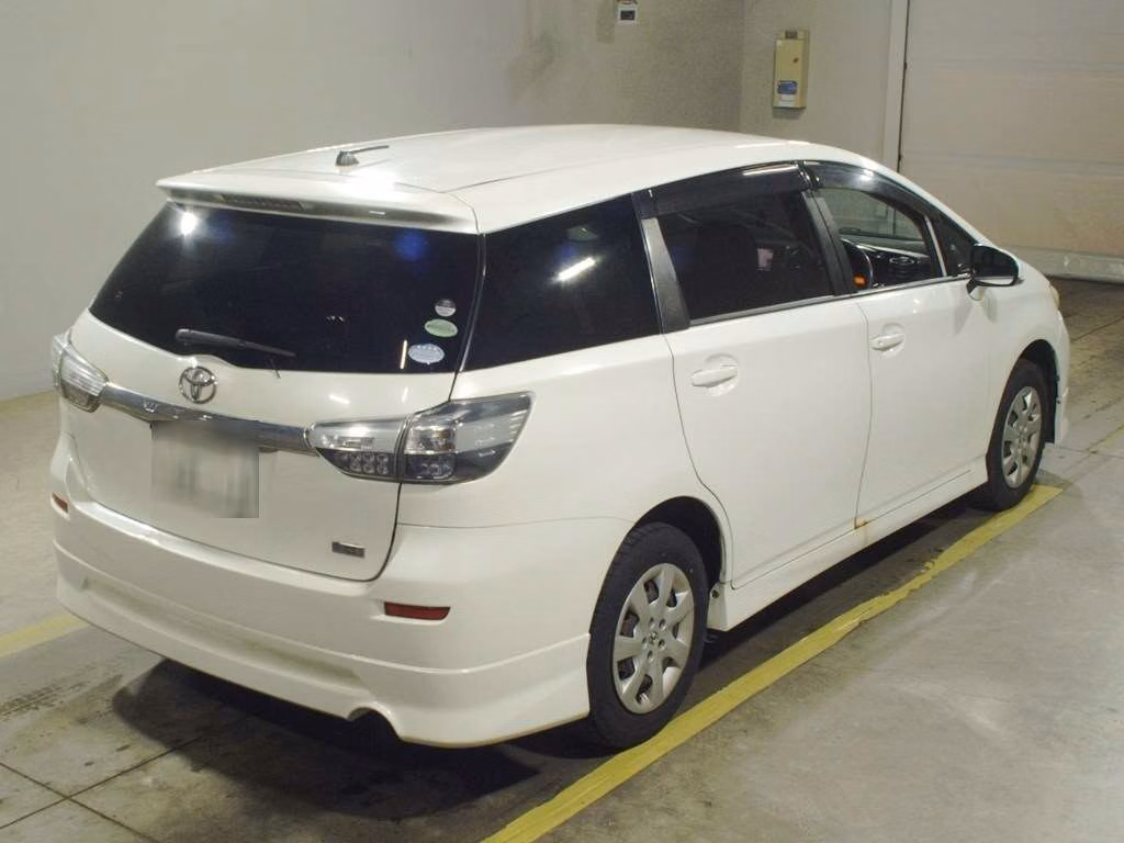 TOYOTA WISH