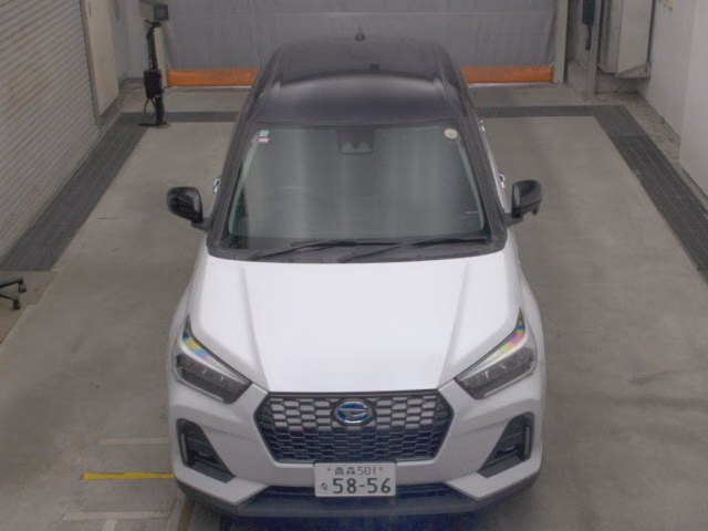 DAIHATSU ROCKY