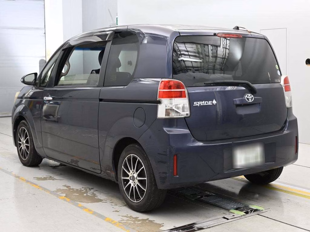 TOYOTA SPADE