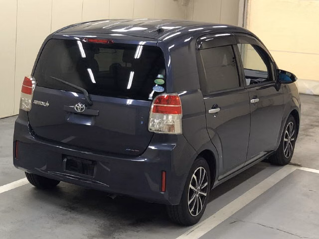 TOYOTA SPADE