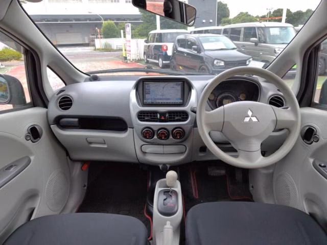 MITSUBISHI I