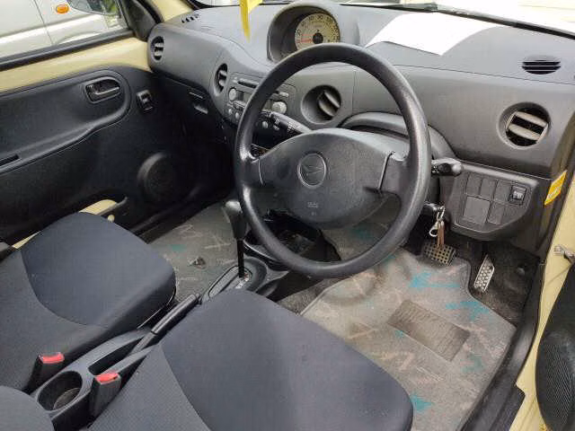 DAIHATSU ESSE