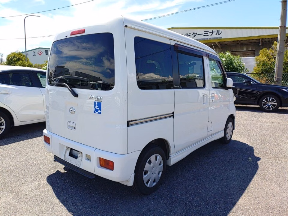 DAIHATSU ATRAI