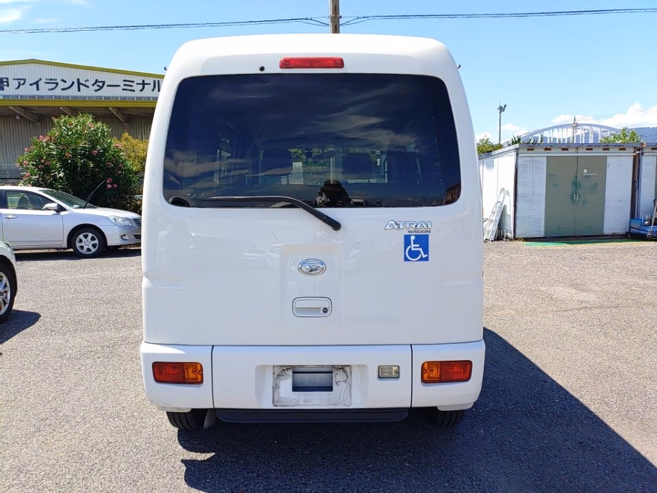 DAIHATSU ATRAI