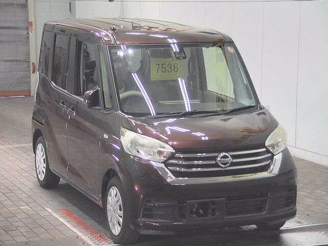 NISSAN DAYZ ROOX