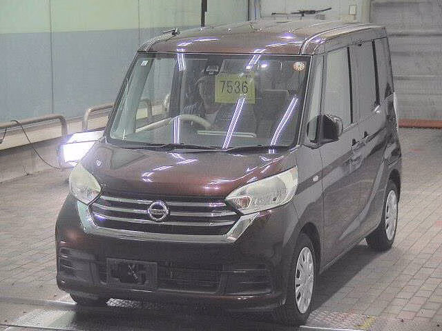 NISSAN DAYZ ROOX