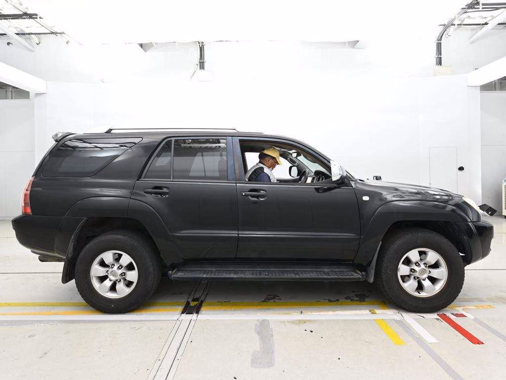 TOYOTA HILUX SURF