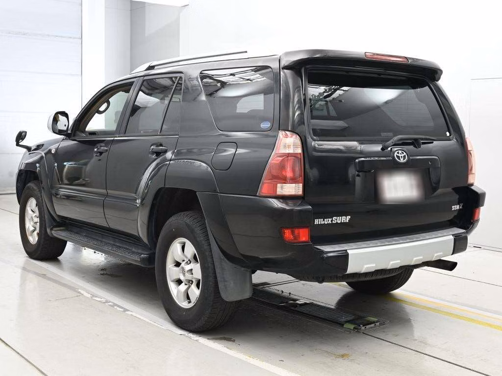 TOYOTA HILUX SURF