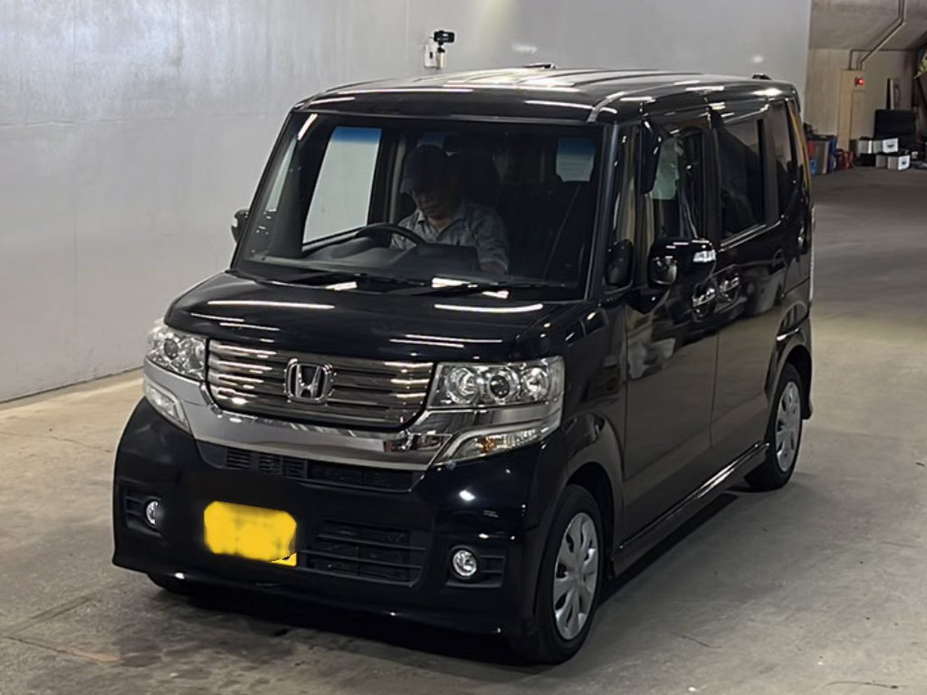 HONDA N-BOX