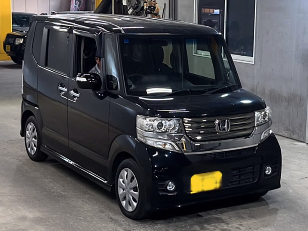 HONDA N-BOX