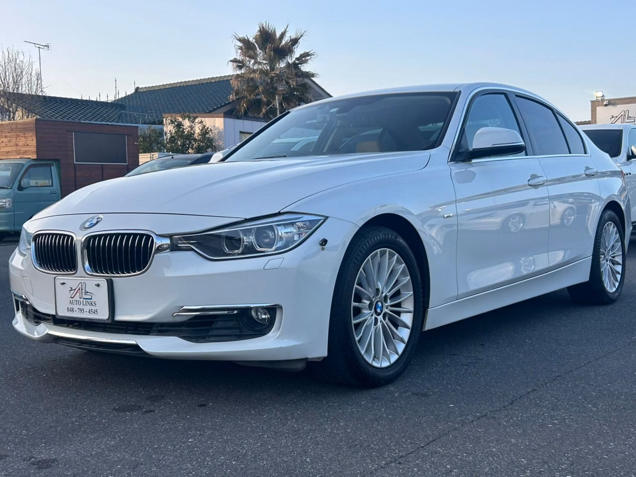 BMW 3-SERIES