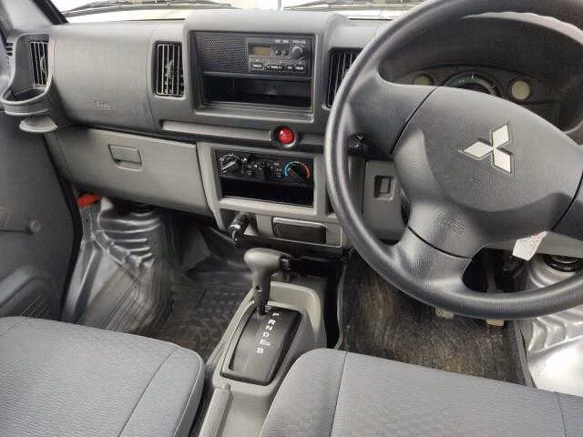 MITSUBISHI MINICAB MIEV