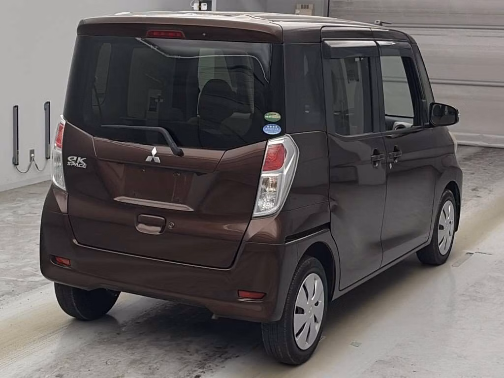 MITSUBISHI EK SPACE