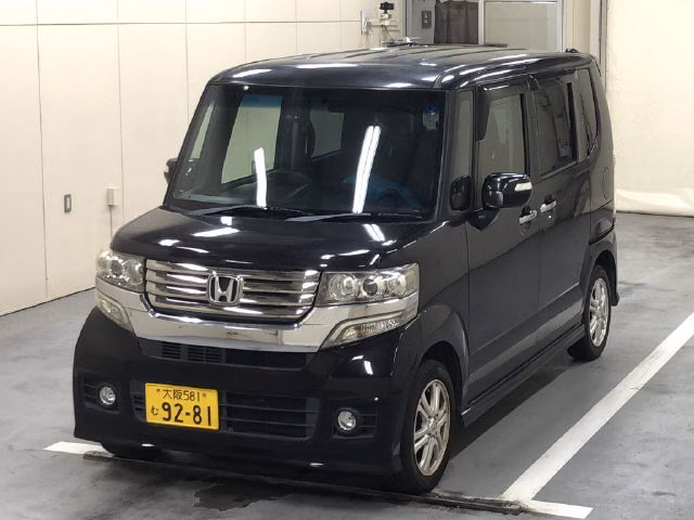 HONDA N-BOX