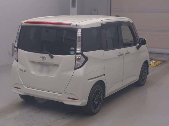 TOYOTA TANK