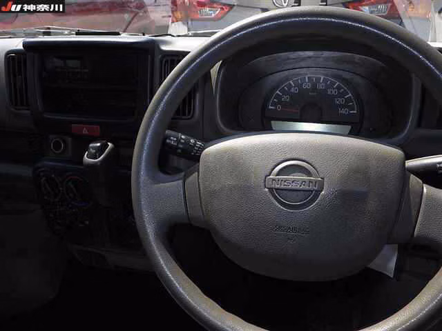 NISSAN NV100 CLIPPER