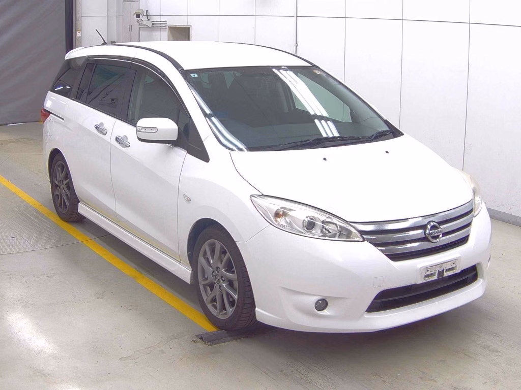 NISSAN LAFESTA